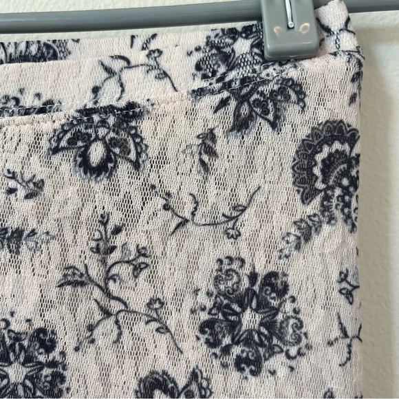 Free People Layered in Lace Sheer Leggings Size Small in Ivory Combo NWT - Picture 4 of 10